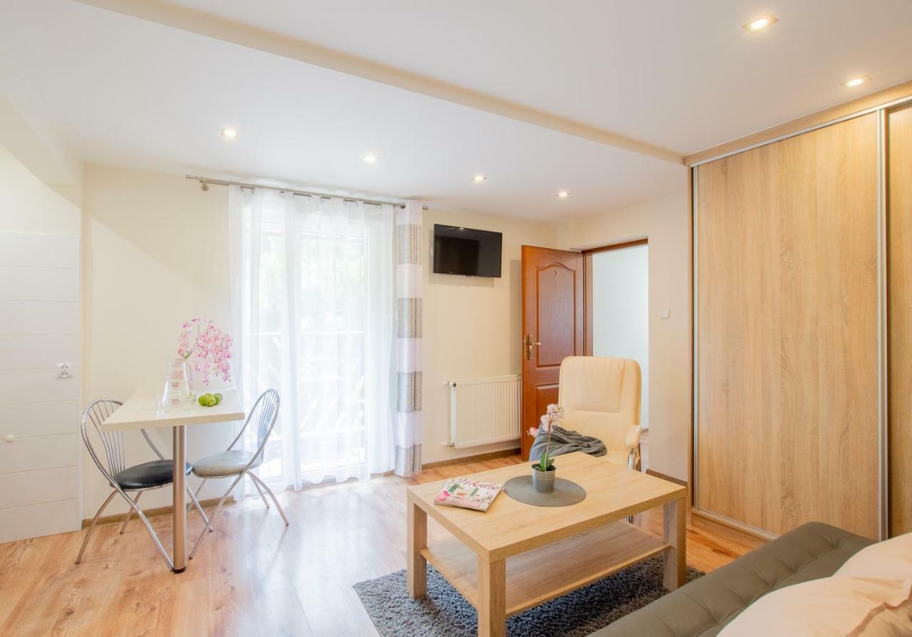 Apartament I Pokoje Goscinne U Lusi Wisła Exteriör bild