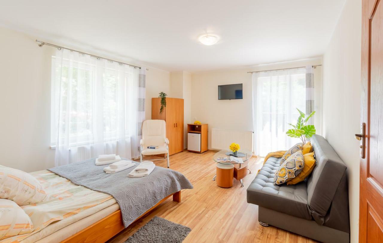 Apartament I Pokoje Goscinne U Lusi Wisła Exteriör bild